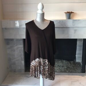 Inside Out Leopard Trimmed Tunic M NWOT